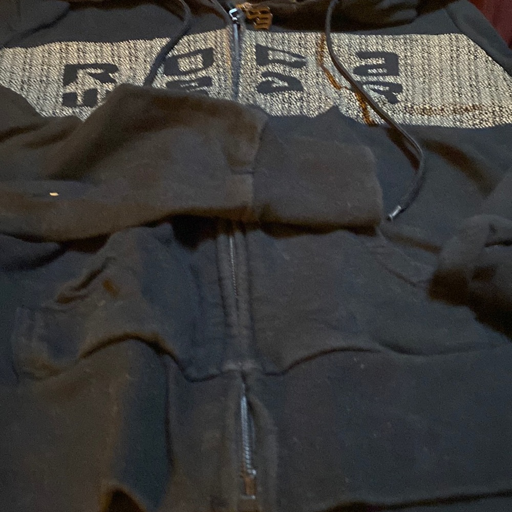 Girls med rocawear hoodie